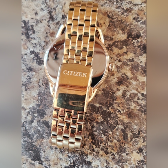 **SOLD**Diamond Citizen Gold Eco Drive - Picture 2 of 3